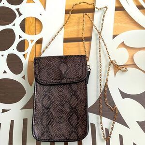 CROSS BODY PHONE BAG